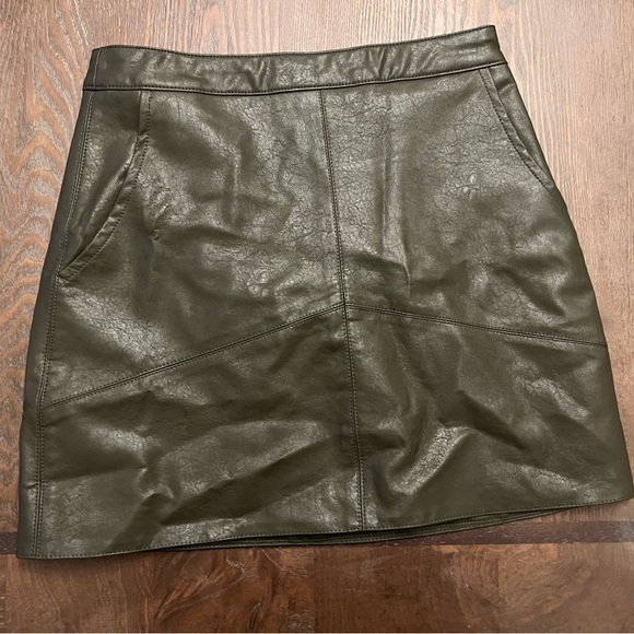 Lulu's Olive Green Skirt Night Out - Picture 1 of 4